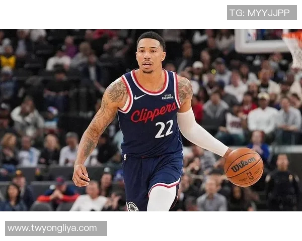 快船逆转猛龙,取得季后赛首胜——逆风翻盘的极致表现 快船逆转猛龙,取得季后赛首胜——逆风翻盘的极致表现