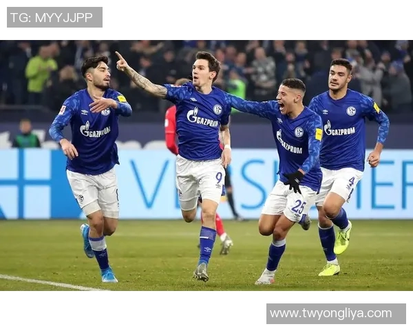 沙尔克04客场绝平,低迷态势仍难改变 沙尔克04客场绝平,低迷态势仍难改变