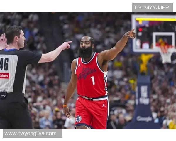 火箭遭遇五连败，哈登表现低迷